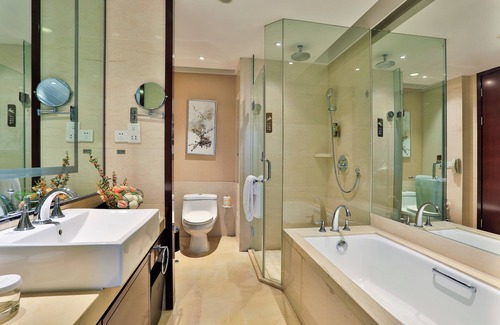 Tonglu County Hotel | Tonglu World Trade SSAW Boutique Hotel
