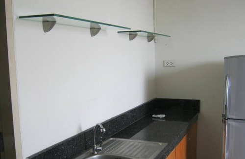 Chom Phon Hotel | Tongtip Place