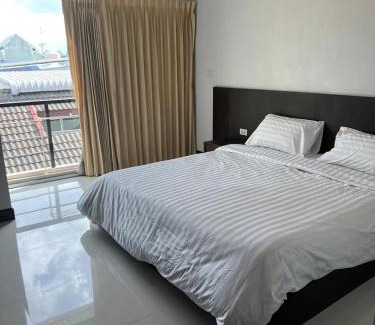 Phlabphla Apartment | Tongyang House Serviced Apartment