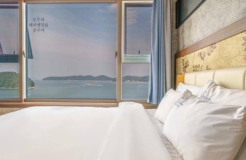 Tongyeong Hotel | Tongyeong Badanaeum