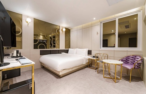 Tongyeong Hotel | Tongyeong Hotel Bon