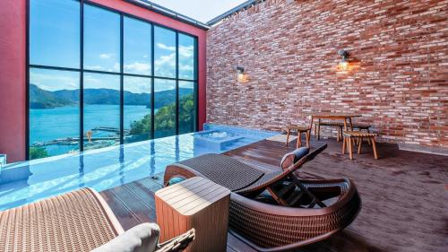Saryang-myeon House | Tongyeong Saryangdo Elphis36 Poolvilla