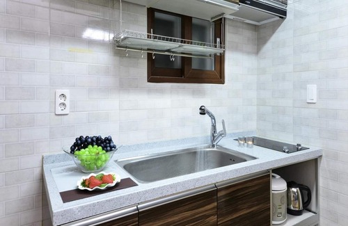 Sanyang-eup House | Tongyoung Misung Sweet Pension