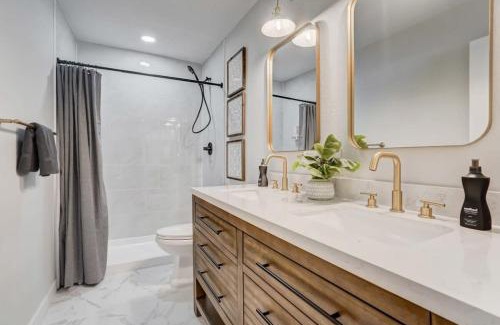 West Colorado Springs House | Tonka Heights Remodeled Oasis BBQ Hot Tub
