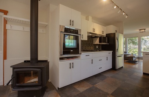 Tonquin Beach House | Tonquin Beach House-Wood Fireplace, EV Charger