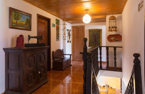 Iza House | Tonsuca