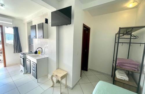 Barra da Lagoa Apartment | Tony Gandra