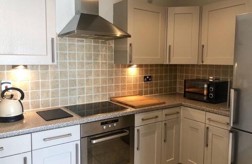 Ipswich Apartment | Toothbrush Apartments - Ipswich Waterfront - Anchor St