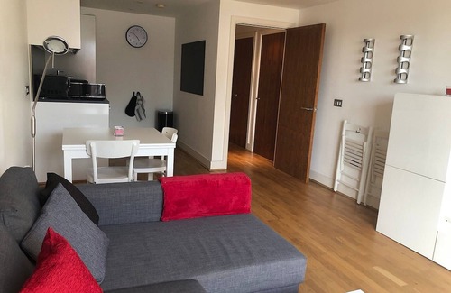 Ipswich Apartment | Toothbrush Apartments - Ipswich Waterfront - Quayside