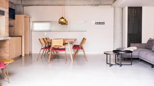 Zona Rosa Apartment | Topá House