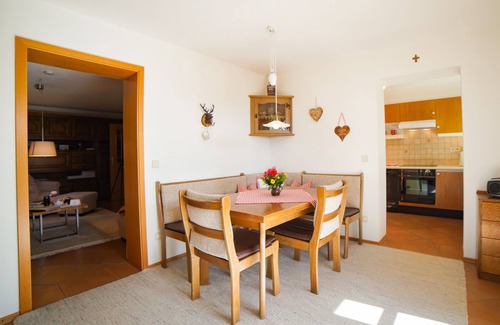 Ebersberg District Apartment | TOP 4-star vacation apartment "Landhaus Alpenblick"