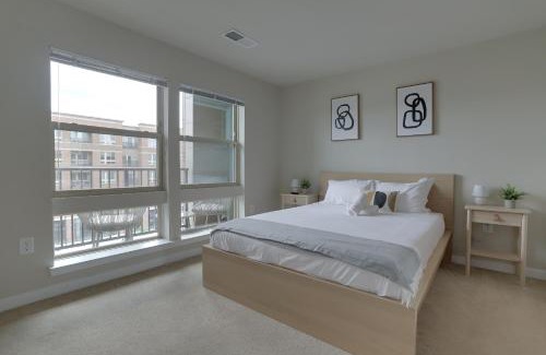 Jefferson Manor Apartment | Top Amenities: Charming Apartment at Alexandria