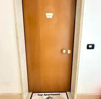 Castel d'Azzano Apartment | Top Apartment