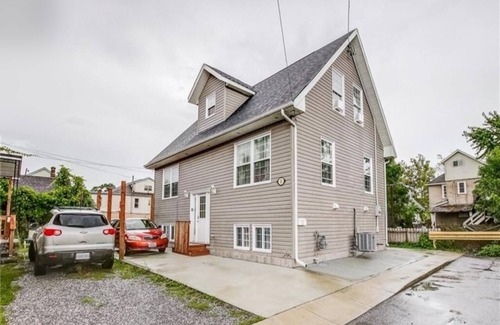 Welland House | Top Bedroom with Kitchenette 9