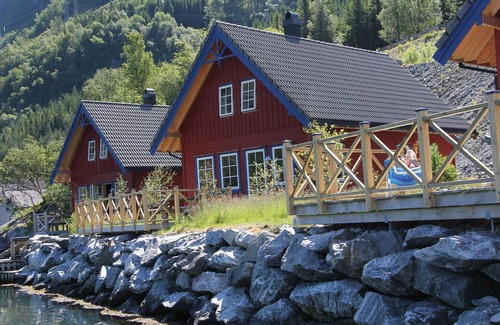 Mauranger House | Top Ferienhhaus Norwegen Direkt am Fjord - Inkl. 25 PS Motorboot m. Steuerstand