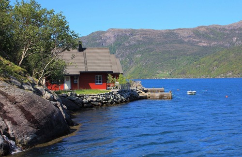 Mauranger House | Top Ferienhhaus Norwegen Direkt am Fjord - Inkl. 25 PS Motorboot m. Steuerstand