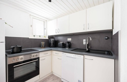 Kreuzviertel Apartment | Top floor apartment next to Marienplatz