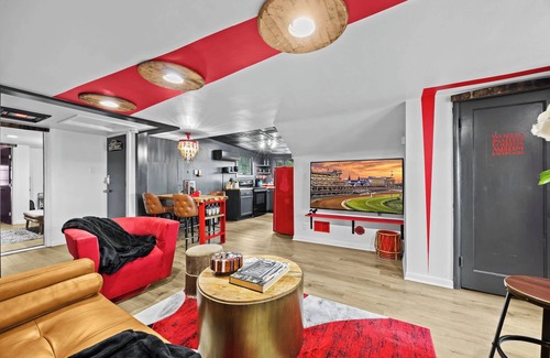 Audubon Apartment | Top Floor Apt Near Churchill Downs & Expo Center