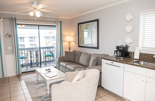 Tybee Island Condo | Top floor! Beautiful water views from your private balcony!