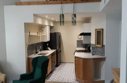 Virginia Village Condo | Top Floor. Cathedral Ceilings, Excellent Wi-FI - 20% off for 30 days