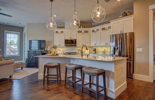 Blue Ridge Condo | Top floor condo overlooking historic Downtown Blue Ridge!