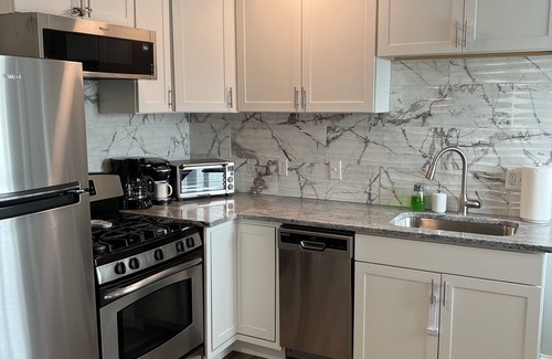 Salisbury Beach Condo | Top floor condo- steps to the ocean. Outdoor space for grilling w off st parking