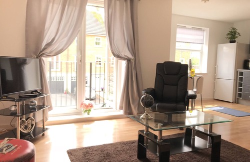 Littleover Apartment | Top Floor Deluxe - With Balcony