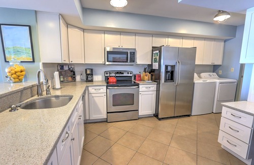 Hilton Head Island Condo | Top Floor, Direct Ocean View 2BR in Ocean One Complex, Ocean One 517