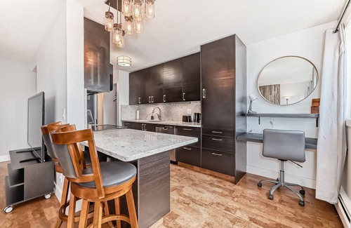 Fort Saskatchewan Apartment | Top Floor Executive Luxury Condo Heated Underground Parking & only 3km’s to Dow