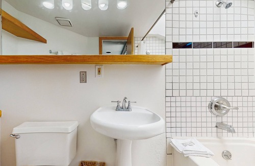 West End Cabin | Top-floor, Main Street gem with pool & hot tub - walk to lifts