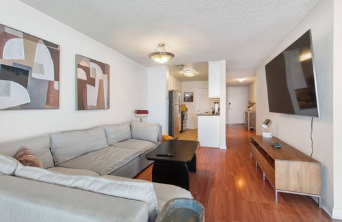 Marina Peninsula Apartment | Top-Floor Marina Escape 3BR Penthouse Ocean View