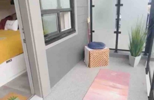 Vernon Condo | Top Floor on Okanagan Lake with Heated Pool, King Bed, Gym and Pickleball Court!