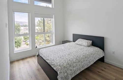 Chatsworth Apartment | Top Floor: Pool, Jacuzzi, Sauna, Steam, Game Room