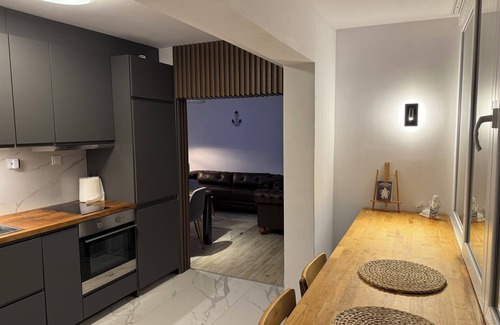Varna Apartment | Top floor private app sea & city view Balcony barbecue. Best location Chayka.