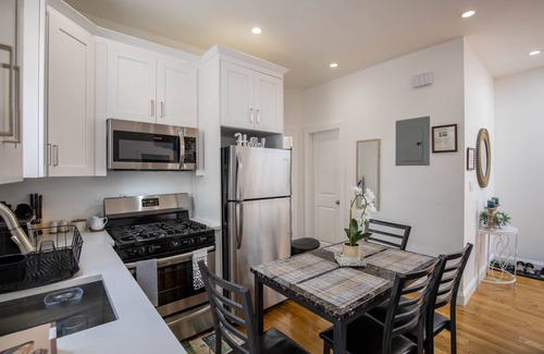 Canarsie Apartment | Top Floor & Skylight Brooklyn