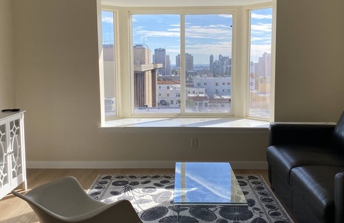 San Diego Condo | Top floor, stunning views, resort amenities, secure parking, walkers' paradise!