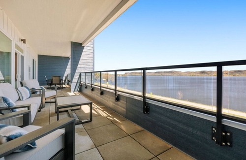 Lake City Condo | Top floor unit with huge patio overlooking Lake Pepin - Unit 304