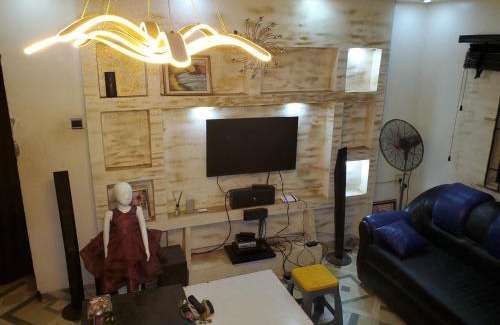 Ikorodu House | Top Guest Room