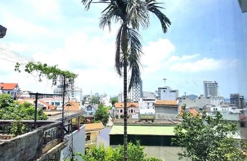 Bai Chay Villa | Top Hill Halong Homestay