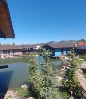 Besqaynar House | Top Hill Resort