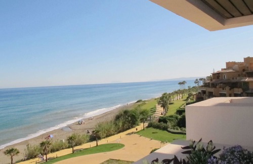Estepona Apartment | TOP LOCATION 3 BR apartment by the sea with 180 degree ocean view Indoor & Outdoor Pools