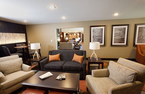 Lanham Apartment | Top Location | Free Breakfast + Fitness Center