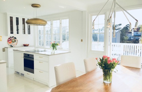 Hoglandet Villa | Top location in idyllic neighborhood near the city