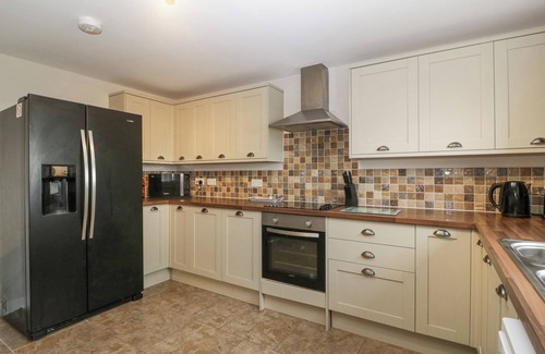 St. Brides Netherwent Cottage | Top Lodge