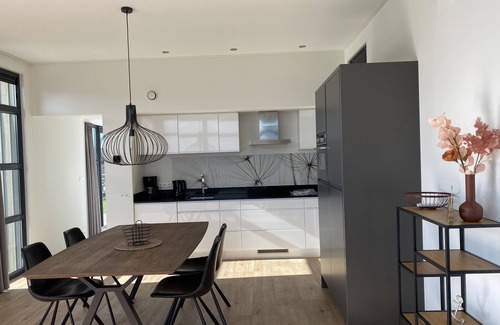 Enkhuizen House | Top-modernes Chalet Möwennest mit Großem Garten am Ijsselmeer