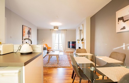 Galway City Centre House | Top of the City Townhouse