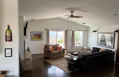 San Miguel House | Top of the Hill