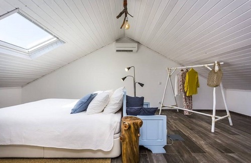 Santa Margarida da Serra Villa | Top Of The Hill Villa by The Getaway Collection