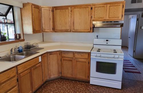 Truth or Consequences House | Top of the hill guesthouse