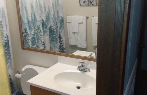 Snowshoe Condo | Top of the World Hide Away - 212